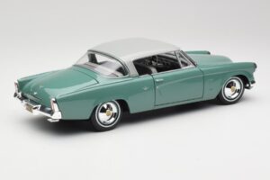 Studebaker Starliner Seafoam Grün & Shasta Weiss Maisto 1:18 31651 Metall – Bild 4 von 8
