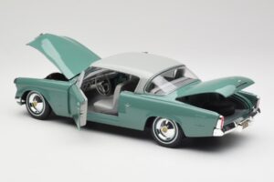 Studebaker Starliner Seafoam Grün & Shasta Weiss Maisto 1:18 31651 Metall – Bild 6 von 8