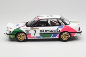 Subaru Legacy RS BC5 Group A #7 C. McRae / D. Ringer Rally Sweden 1992 Otto 1:18 OT1158 Resin – Bild 3 von 6