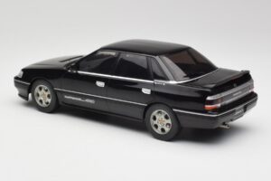Subaru Legacy RS Schwarz IXO 1:18 18CMC131A Metall – Bild 5 von 6