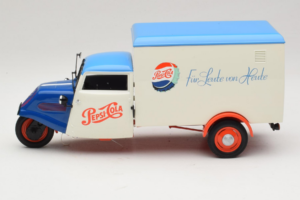 Tempo Dreirad Kastenwagen Pepsi Minichamps 1:18 150099024 Metall – Bild 4 von 8