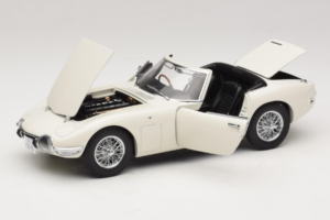 Toyota 2000 GT Cabriolet Weiss James Bond Collection AUTOart 1:18 78731 Metall – Bild 2 von 8