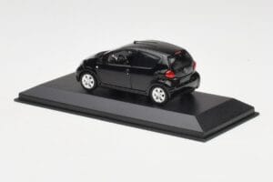 Toyota Aygo AB10 Schwarz Minichamps 1:43 400166401 Metall – Bild 3 von 4