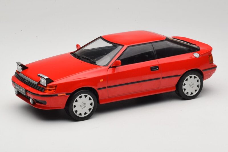 Toyota Celica GT-Four ST165 Rot IXO 1:18 18CMC001 Metall