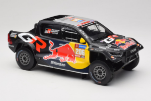 Toyota GR DKR Hilux Evo #206 L. Moraes / A. Monleon Rally Dakar 2024 IXO 1:18 18RMC238A Metall – Bild 4 von 6