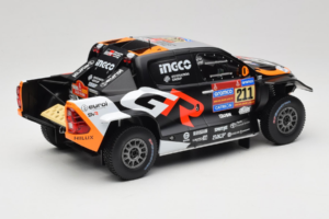 Toyota GR DKR Hilux Evo #211 H. Lategan / B. Cummings Rally Dakar 2025 IXO 1:18 18RMC237 Metall – Bild 2 von 6