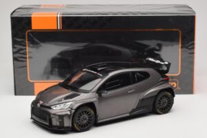 Toyota GR Yaris Rally2 Grau IXO 1:18 18CMC210 Metall – Bild 6 von 6