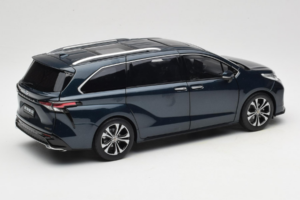 Toyota Granvia Dunkelblau OEM 1:18 FCL22GR803 Metall – Bild 3 von 8