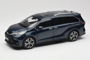 Toyota Granvia Dunkelblau OEM 1:18 FCL22GR803 Metall