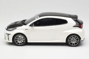 Toyota GRMN Yaris Rally Package Weiss Otto 1:18 OT1071 Resin – Bild 3 von 6