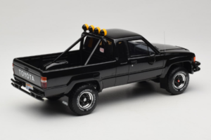 Toyota Hilux N60 SR5 Pickup Schwarz Otto 1:18 OT481B Resin – Bild 2 von 6