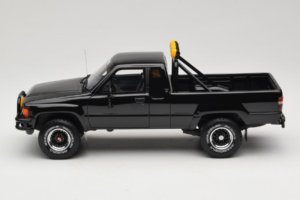 Toyota Hilux N60 SR5 Pickup Schwarz Otto 1:18 OT481B Resin – Bild 3 von 6