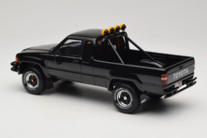 Toyota Hilux N60 SR5 Pickup Schwarz Otto 1:18 OT481B Resin – Bild 5 von 6