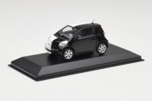Toyota iQ Schwarz & Weiß Genfer Autosalon 2009 Minichamps 1:43 400166801 Metall – Bild 2 von 4