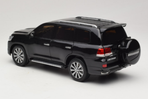Toyota Land Cruiser LC200 Schwarz Kengfai 1:18 KF024-13 Metall – Bild 7 von 8