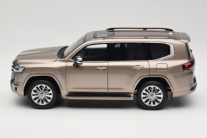 Toyota Land Cruiser LC300 ZX Gold LCD 1:18 LCD18013-ZX-GO Metall – Bild 4 von 8