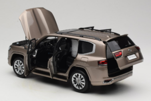 Toyota Land Cruiser LC300 ZX Gold LCD 1:18 LCD18013-ZX-GO Metall – Bild 5 von 8