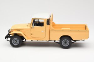 Toyota Land Cruiser Pickup Beige Kyosho 1:18 08958BE Metall – Bild 4 von 8