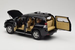 Toyota Land Cruiser Prado J150 Schwarz Paudi Model 1:18 623132-BK Metall – Bild 5 von 8