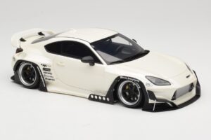 Toyota Pandem GR86 ZN8 Crystal White GT Spirit 1:18 GT498 Resin – Bild 4 von 6