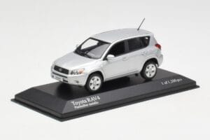 Toyota RAV4 XA30 Silber Minichamps 1:43 400166570 Metall – Bild 2 von 4