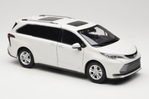 Toyota Sienna XL30 Weiss OEM 1:18 TOYOTA013 Metall – Bild 6 von 8