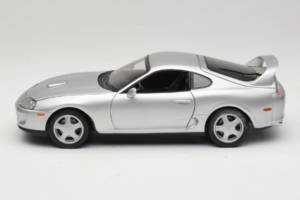 Toyota Supra A80 Silber Kyosho 1:18 8847 Metall – Bild 4 von 8