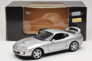 Toyota Supra A80 Silber Kyosho 1:18 8847 Metall – Bild 8 von 8