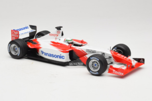 Toyota TF102 #25 A. McNish Panasonic Toyota Racing Showcar 2002 Minichamps 1:18 103020075 Metall – Bild 4 von 6