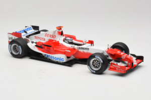 Toyota TF105 #16 J. Trulli Panasonic Toyota Racing 2005 Minichamps 1:18 100050016 Metall – Bild 4 von 7
