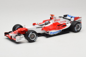 Toyota TF105 #16 J. Trulli Panasonic Toyota Racing 2005 Minichamps 1:18 100050016 Metall