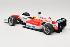 Toyota TF105 #17 R. Schumacher Panasonic Toyota Racing Showcar 2005 Minichamps 1:18 100050087 Metall – Bild 5 von 7