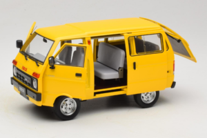 Toyota TJ110 Tianjin Huali Gelb OEM 1:18 TOYOTA014 Metall – Bild 2 von 8