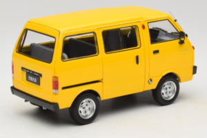 Toyota TJ110 Tianjin Huali Gelb OEM 1:18 TOYOTA014 Metall – Bild 3 von 8