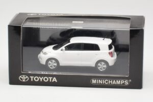 Toyota Urban Cruiser Weiss Minichamps 1:43 400166960 Metall – Bild 2 von 3