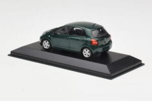 Toyota Yaris XP10 Oxford Green Minichamps 1:43 400166501 Metall – Bild 3 von 4