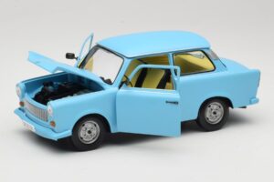 Trabant 601 Blau Sun Star 1:18 4290 Metall – Bild 2 von 8
