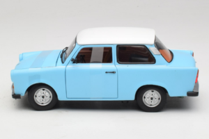 Trabant 601 Deluxe Blau Weiss Sun Star 1:18 4286 Metall – Bild 3 von 6