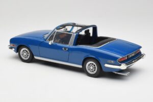 Triumph Stag Mk1 Sapphire Blue Revell 1:18 8815 Metall – Bild 7 von 8