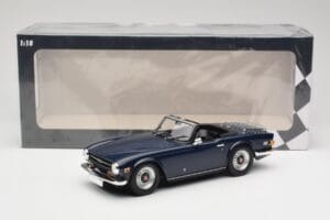 Triumph TR6 PI Dunkelblau Minichamps 1:18 155132032 Metall – Bild 6 von 6