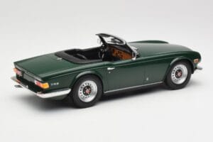 Triumph TR6 PI Dunkelgrün Minichamps 1:18 155132030 Metall – Bild 2 von 6