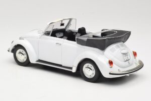 Volkswagen 1302 LS Cabriolet Weiss Revell 1:18 8415 Metall – Bild 7 von 8
