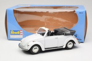 Volkswagen 1302 LS Cabriolet Weiss Revell 1:18 8415 Metall – Bild 8 von 8
