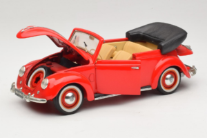 Volkswagen Beetle Cabriolet Rot Maisto 1:18 56010 Metall – Bild 2 von 8