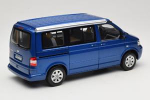 Volkswagen California T4 Ravenna Blue Metallic Norev 1:18 188607 Metall – Bild 3 von 8