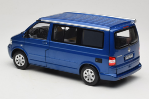 Volkswagen California T4 Ravenna Blue Metallic Norev 1:18 188607 Metall – Bild 7 von 8