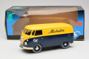 Volkswagen T1 Combi Michelin Schwarz & Gelb Solido 1:18 9406 Metall – Bild 8 von 8