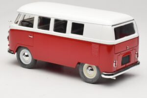 Volkswagen Combi T1 Rot & Weiss Solido 1:18 8031 Metall – Bild 7 von 8