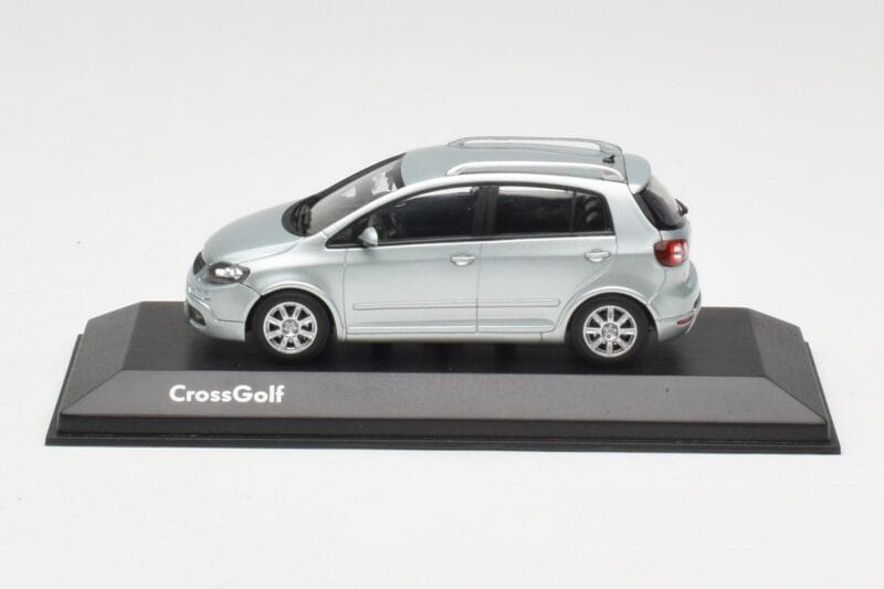 Volkswagen Cross Golf Mk5 Silber Minichamps 1:43 400054370 Metall