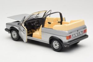 Volkswagen Golf Mk1 Cabriolet Silber Sun Star 1:18 VW004 Metall – Bild 5 von 8